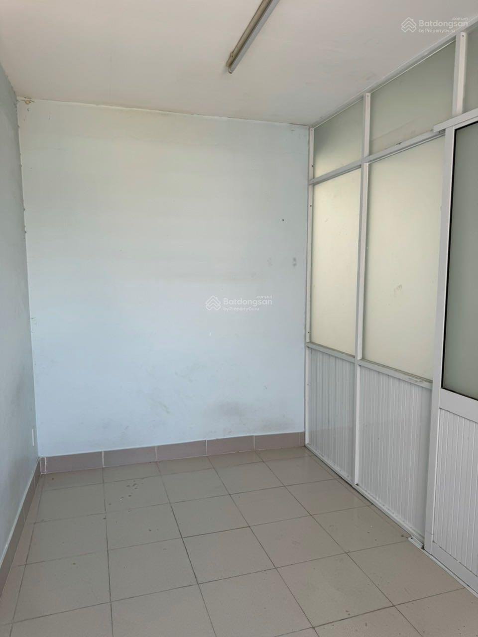 Cho thuê nhà MT Bạch Mã, Phường 15, Quận 10